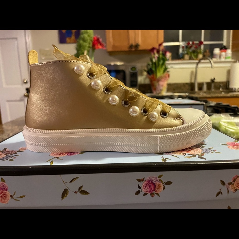 Toddler dressy tennis shoes ( 2pair!)